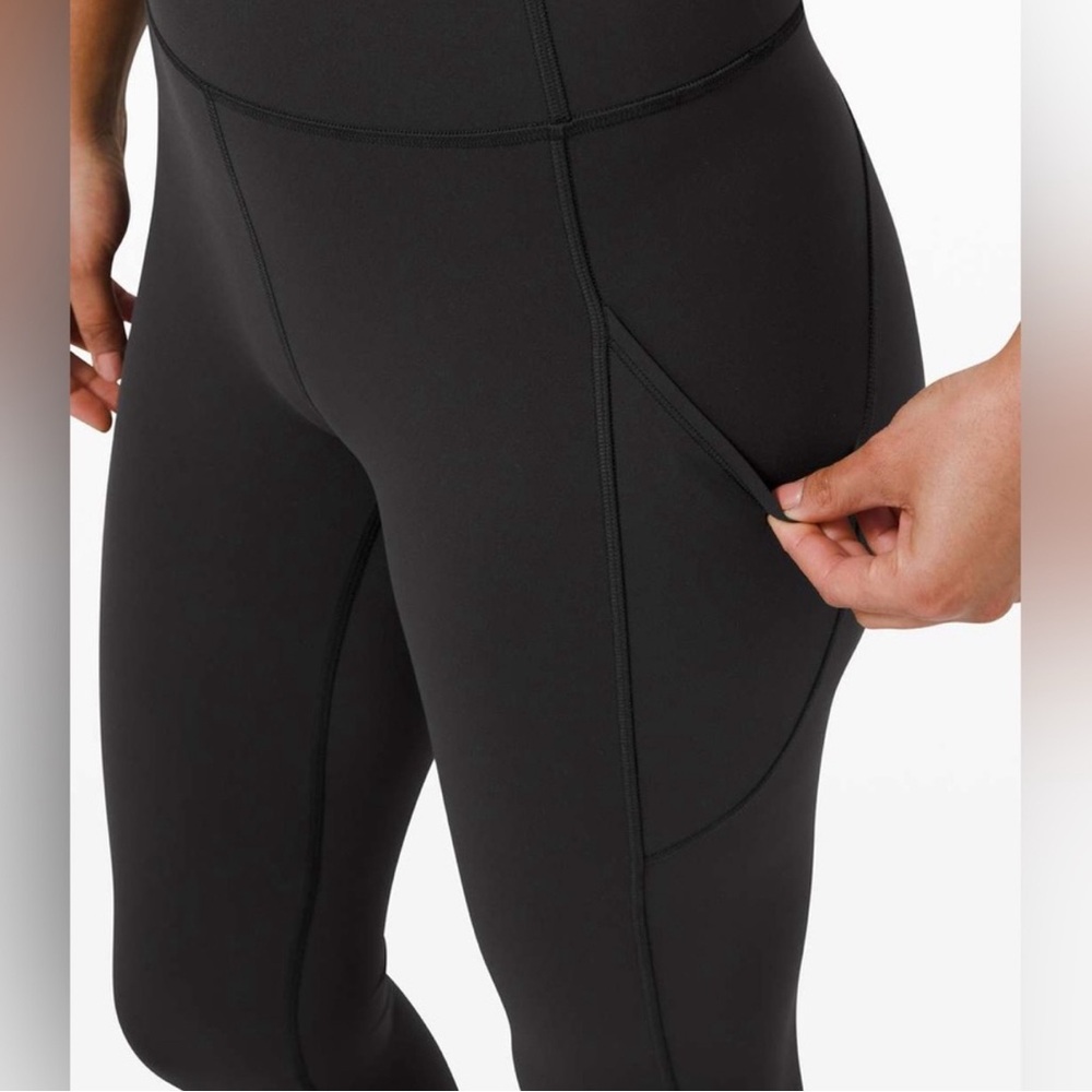 Lululemon invigorated size 2 (xs) 25 inch high rise